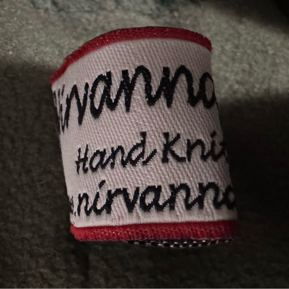 027 Nirvanna | Designs in Nepal | Green Hand-Knit Winter Hat (One Size) - Picture 4 of 7